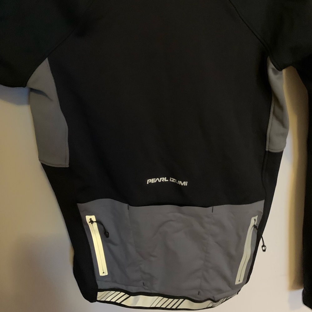 Never worn athletic running jacket - Picture 4 of 5